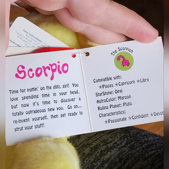 Scorpio Star-Scopes Russ Bear - Picture 4 of 5